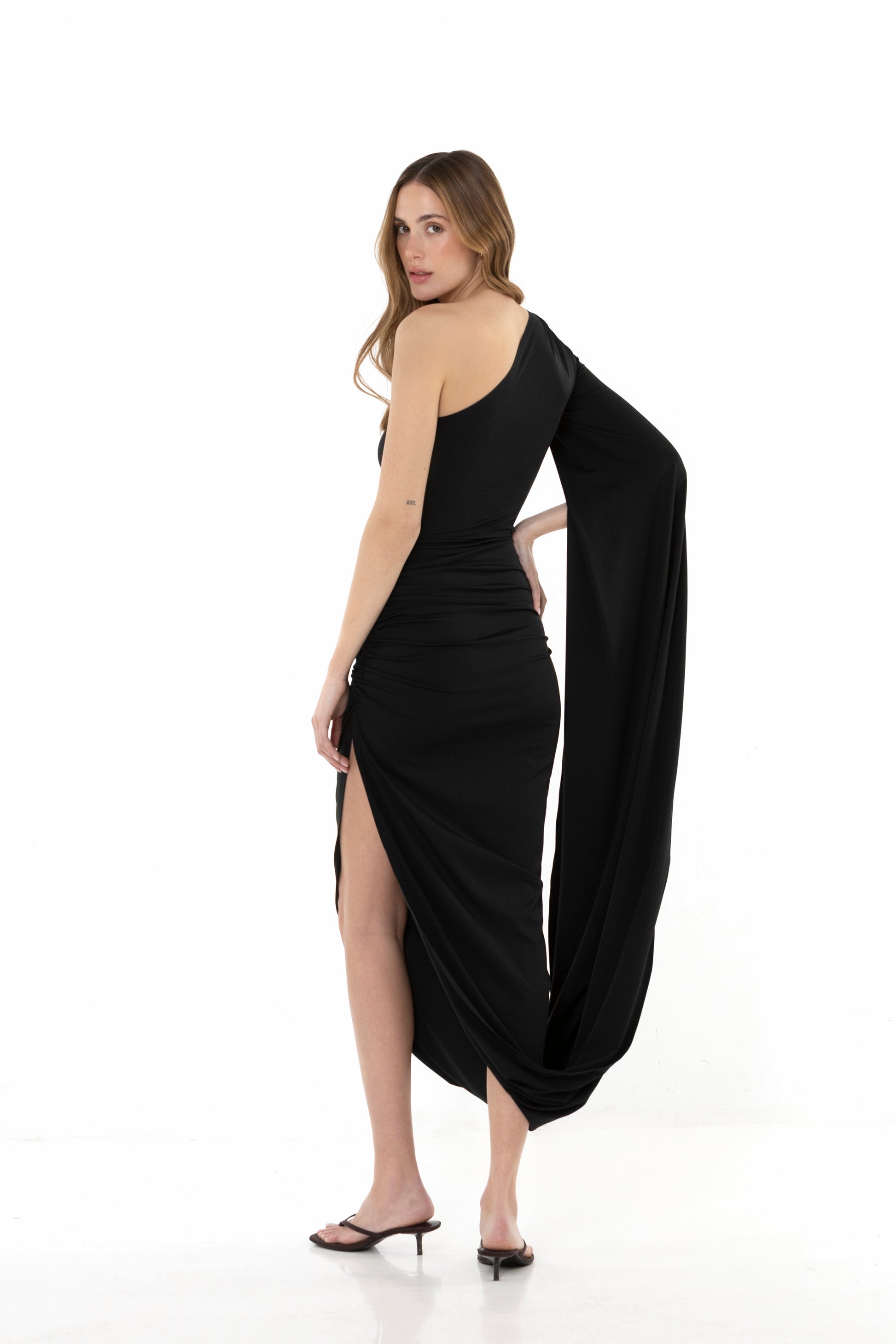 Noire Asymmetric Sleeve